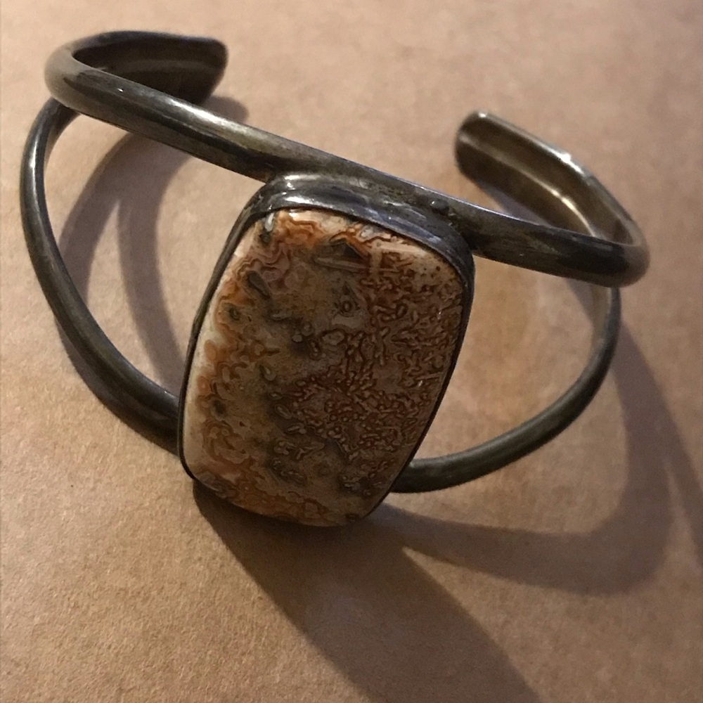 Vintage Sterling Silver Tan Agate Cuff Bracelet - for small wrists - Picture 2 of 12